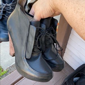 Hunter Green Max Studio Leather Booties.